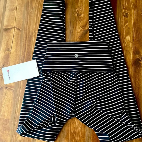 lululemon athletica Pants - Lululemon 🍋 NWT “Unicorn Find”